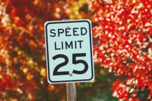 Read more about the article California May Establish New Law to Warn of Speeding